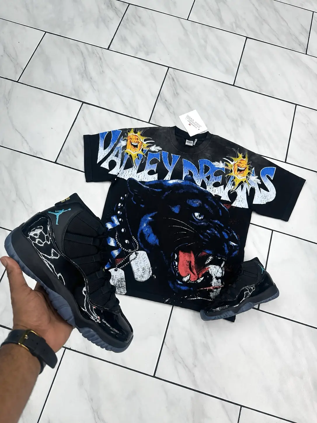 Valley Dreams Black Panther Tshirt Medium