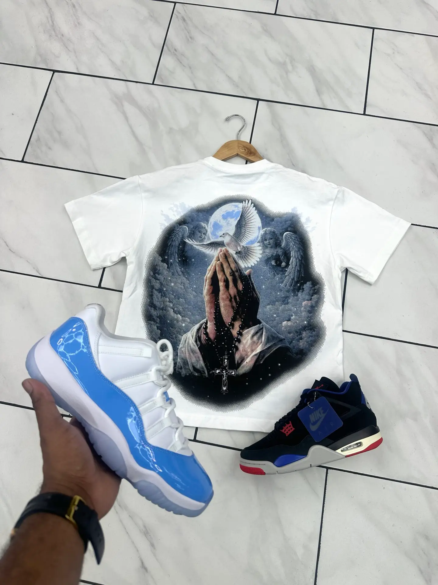 Emotion Twin Angels Tshirt Small